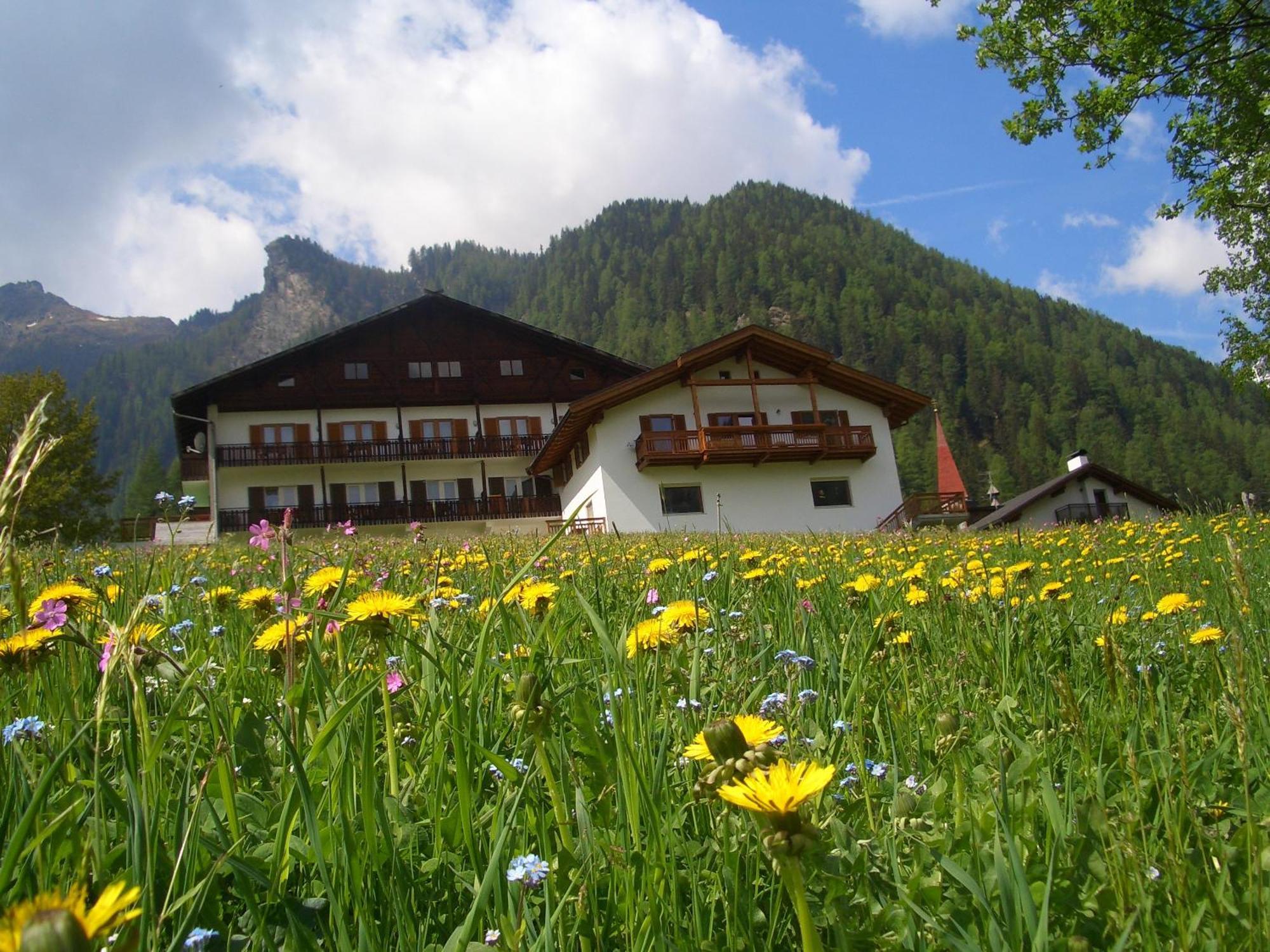 Hotel Ultnerhof Santa Gertrude Exterior foto